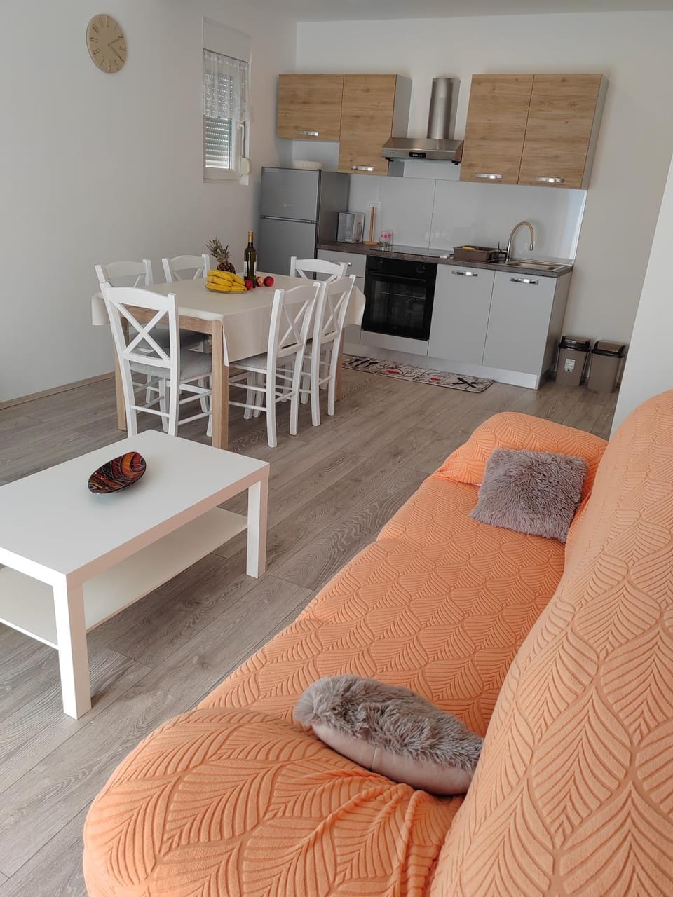 Kitchen or kitchenette, Living room, Dining area