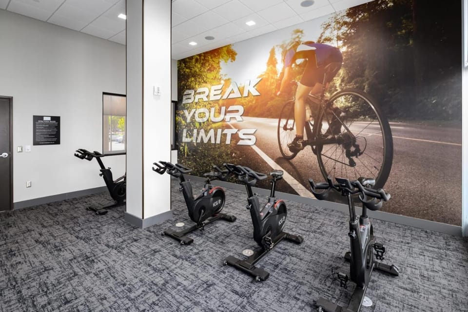 Fitness centre/facilities, Cycling