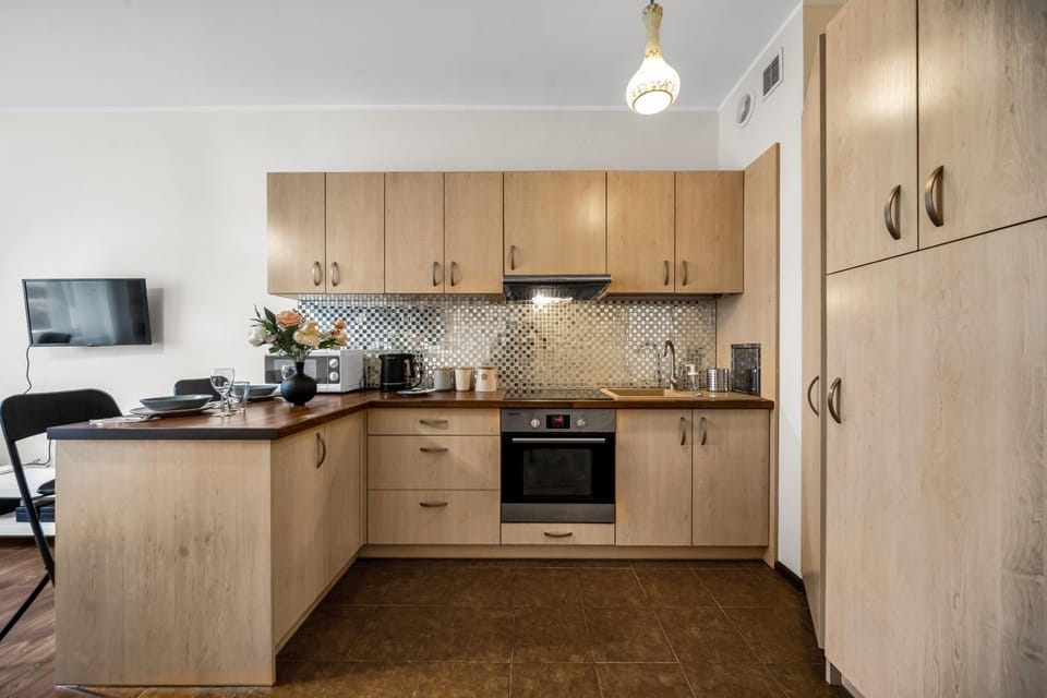 Coffee/tea facilities, Kitchen or kitchenette, Dining area, oven, pet friendly, stove