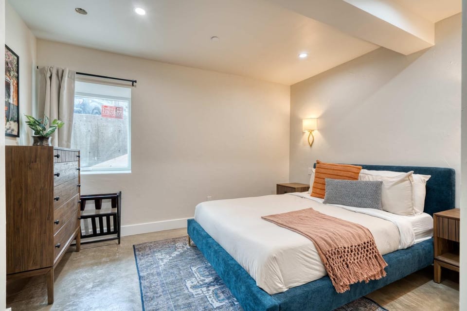 La Casa Blanca en Mississisppi - 95 WalkScore Apartment in Portland