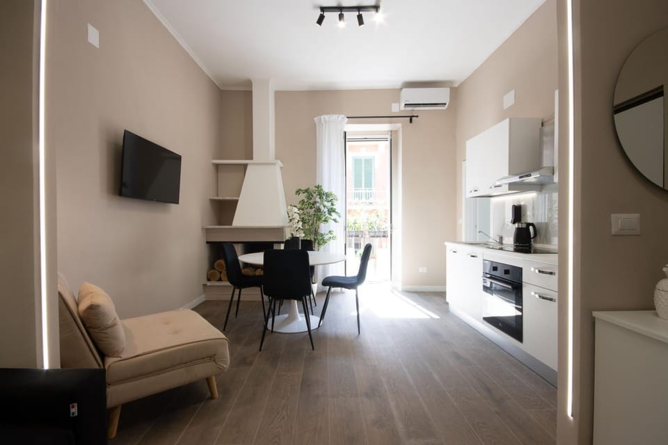 Kitchen or kitchenette, Living room, Dining area, oven, air conditioner