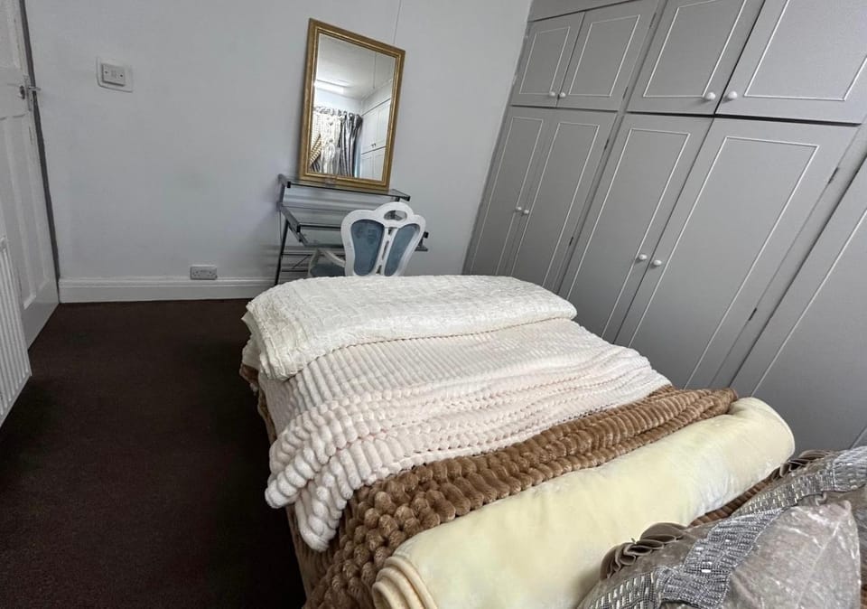 144 Warwick Ave Vacation rental in Derby