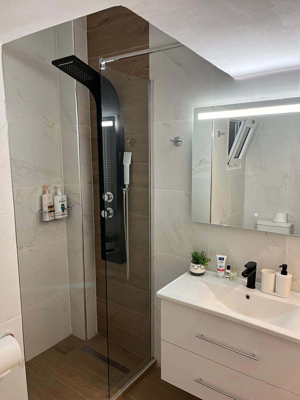 Irene Beach Front Luxury Suite Apartment in Decentralized Administration of Macedonia and Thrace