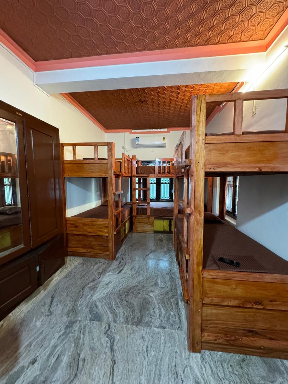 Bed, bunk bed
