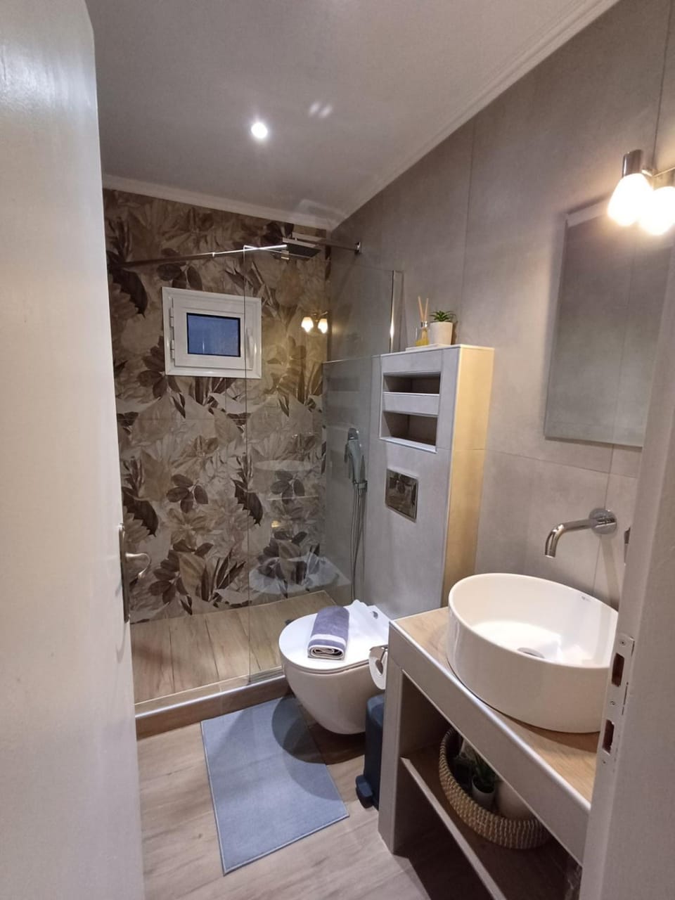 Toilet, Bathroom