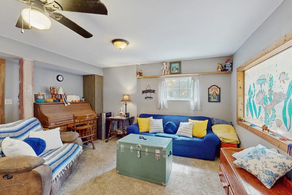 Lake of the Ozarks Apt 3 Mi to Dtwn Shops & Dining House in Village Four Seasons