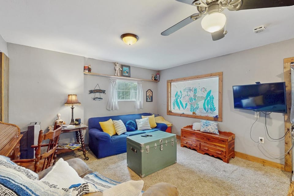 Lake of the Ozarks Apt 3 Mi to Dtwn Shops & Dining House in Village Four Seasons
