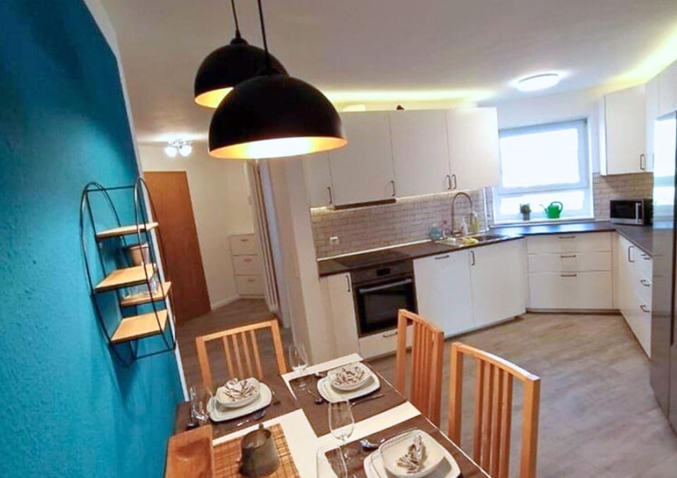 Kitchen or kitchenette, kitchen