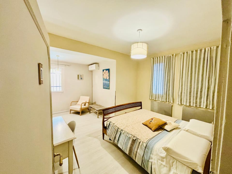 Dorsoduro House Bed and Breakfast in Venice