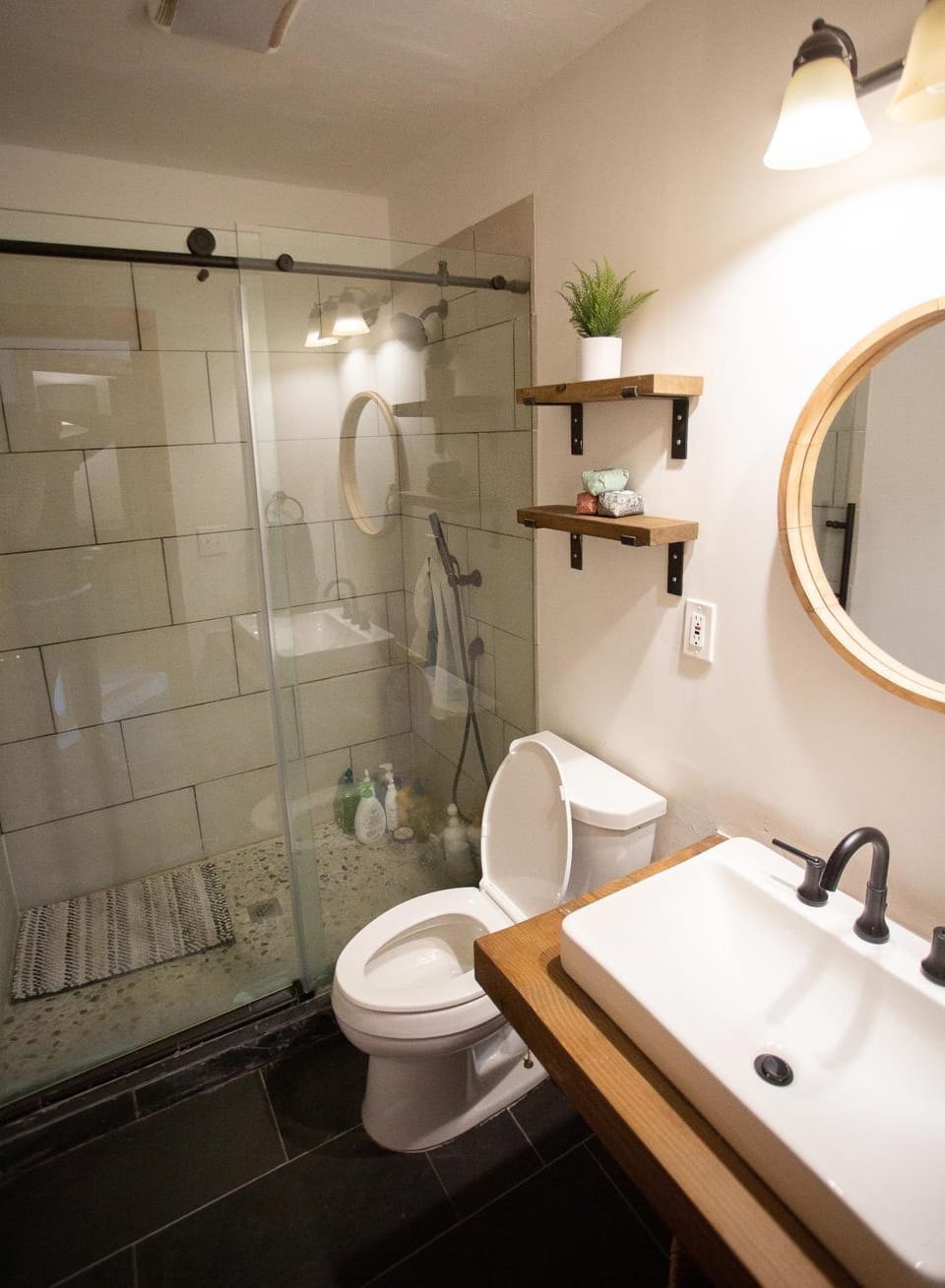 Shower, Toilet, Bathroom