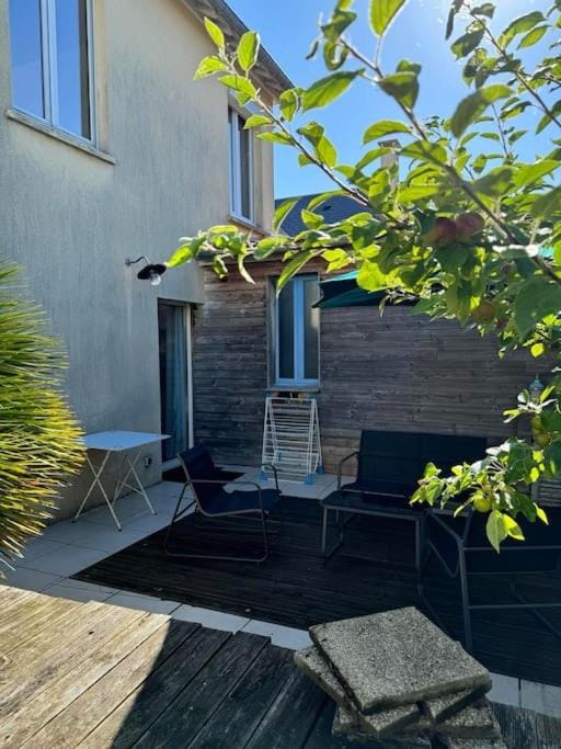 Property building, Patio