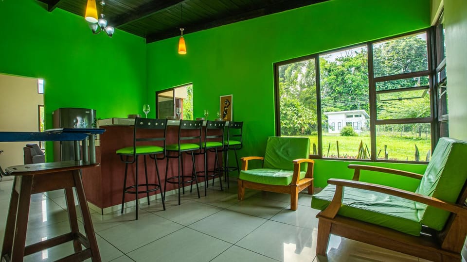Green leaf house House in Alajuela Province