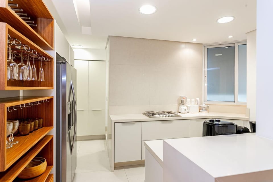 3Bedroom in Leblon next to the beach | GSM 493/203 Apartment in Rio de Janeiro