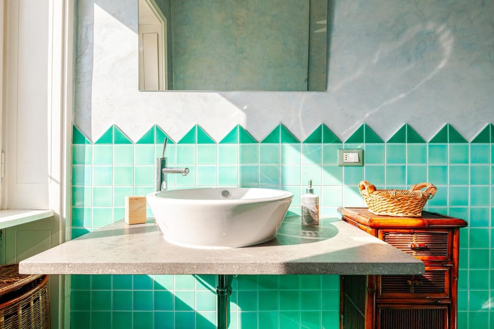 Bathroom, Bath