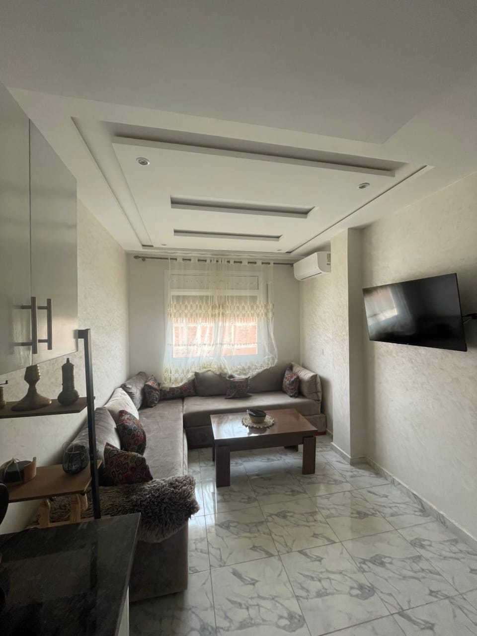Appartement climatisé avec balcon proche plage Apartment in Morocco