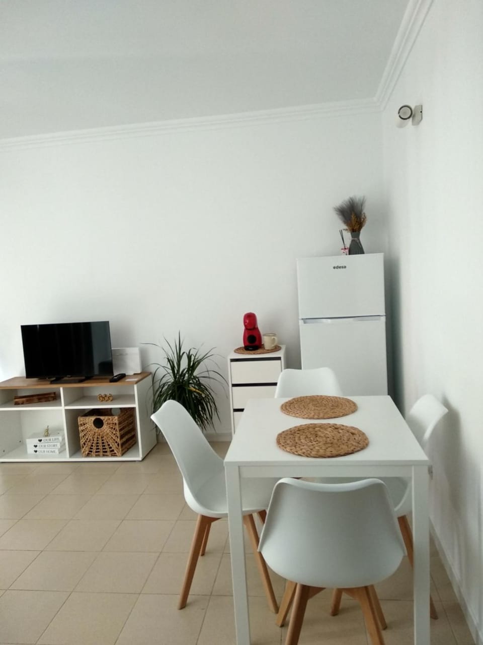 Communal lounge/ TV room, TV and multimedia