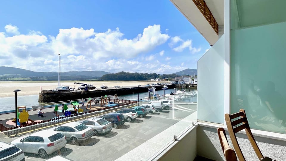 The Cliffs A Ribeira - Polas Apartment in Foz