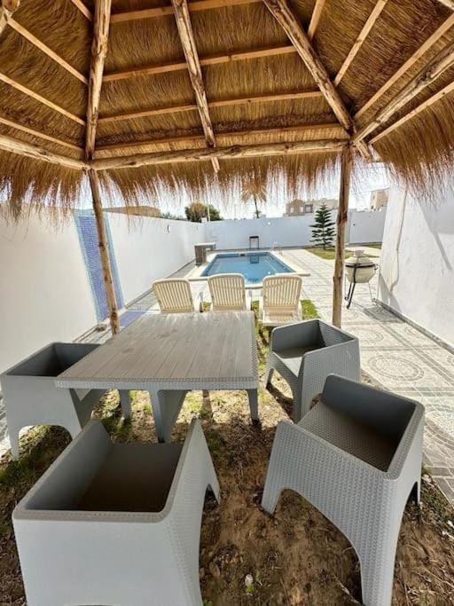 Patio, Dining area, Pool view, sunbed