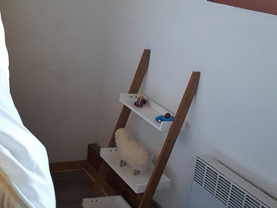 Les Gets : Triplex 5 pièces pour 8 pers, proche télésiège, navette, balcon, ski/vélo - FR-1-802-1 Apartment in Les Gets