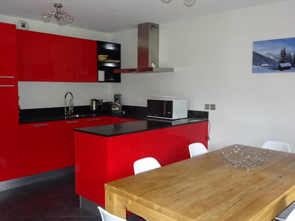 Appartement 3 Pièces Moderne, 5 Pers, Garage, Proche Pistes, WiFi - FR-1-802-32 Apartment in Les Gets