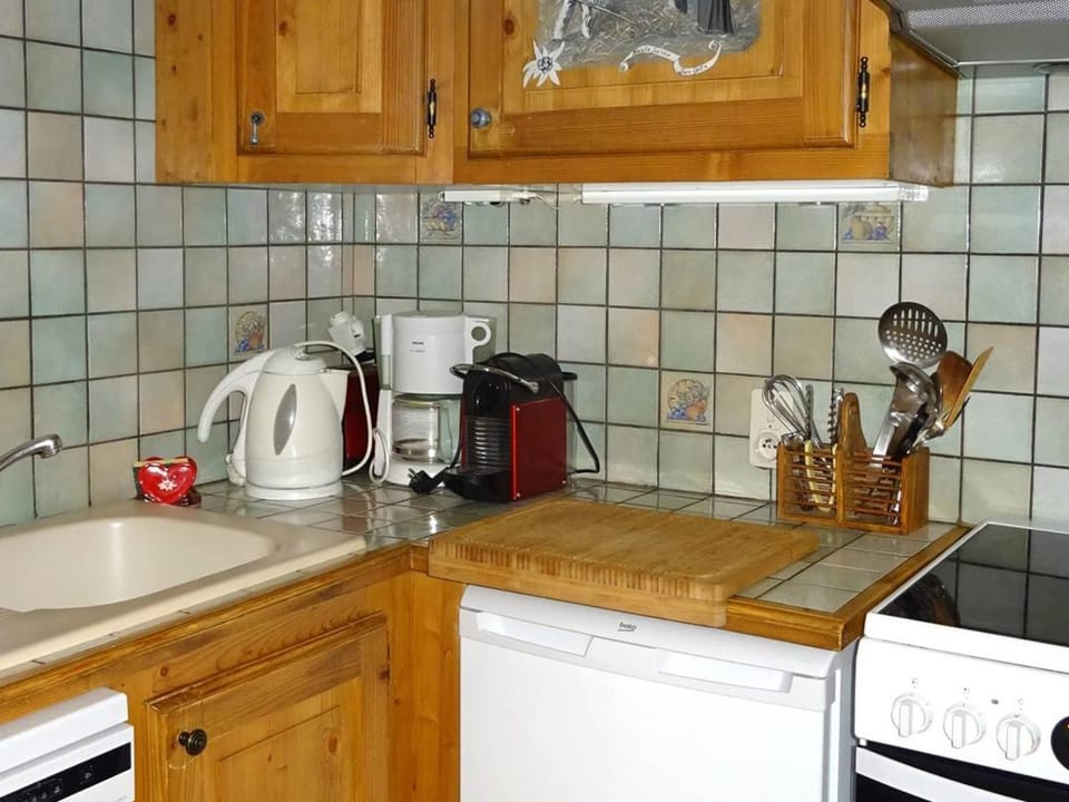 Appartement confortable 3 pièces - 8 pers - Centre station - WiFi - Parking - FR-1-802-41 Apartment in Les Gets