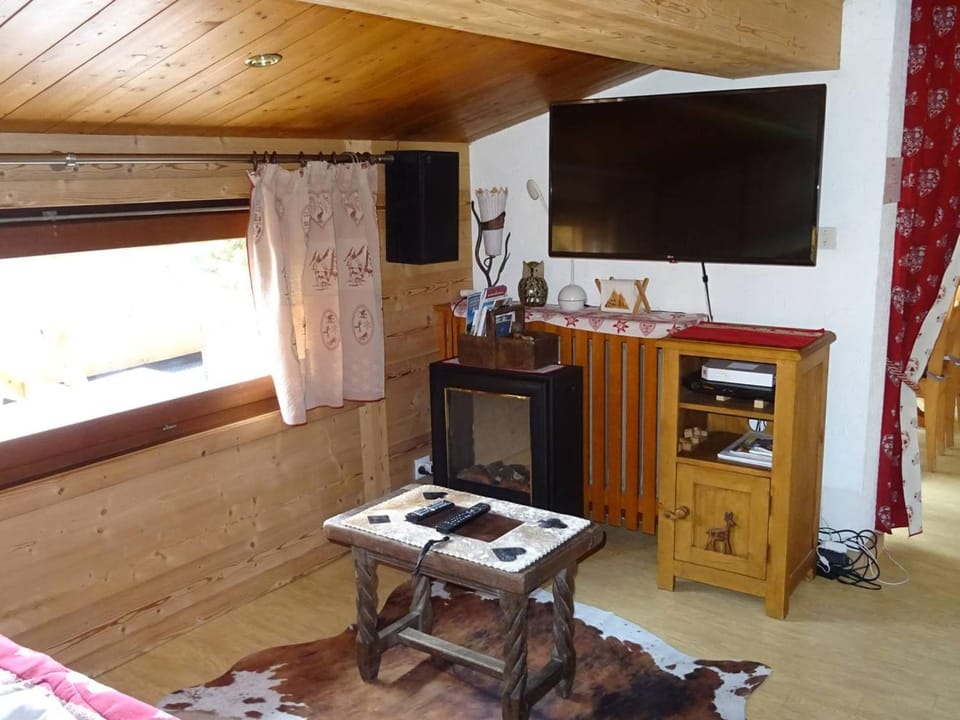 Appartement confortable 3 pièces - 8 pers - Centre station - WiFi - Parking - FR-1-802-41 Apartment in Les Gets