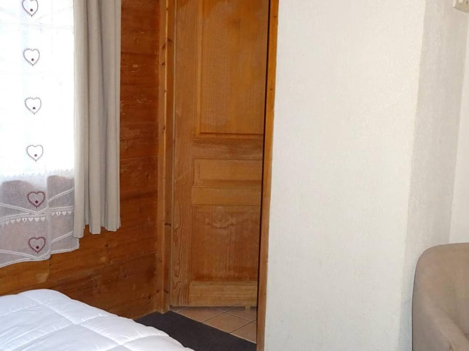 Les Gets : Appartement 6 pièces, 13 pers, Wi-Fi, 200m commerces, 450m pistes, draps et serviettes inclus - FR-1-802-55 Apartment in Les Gets