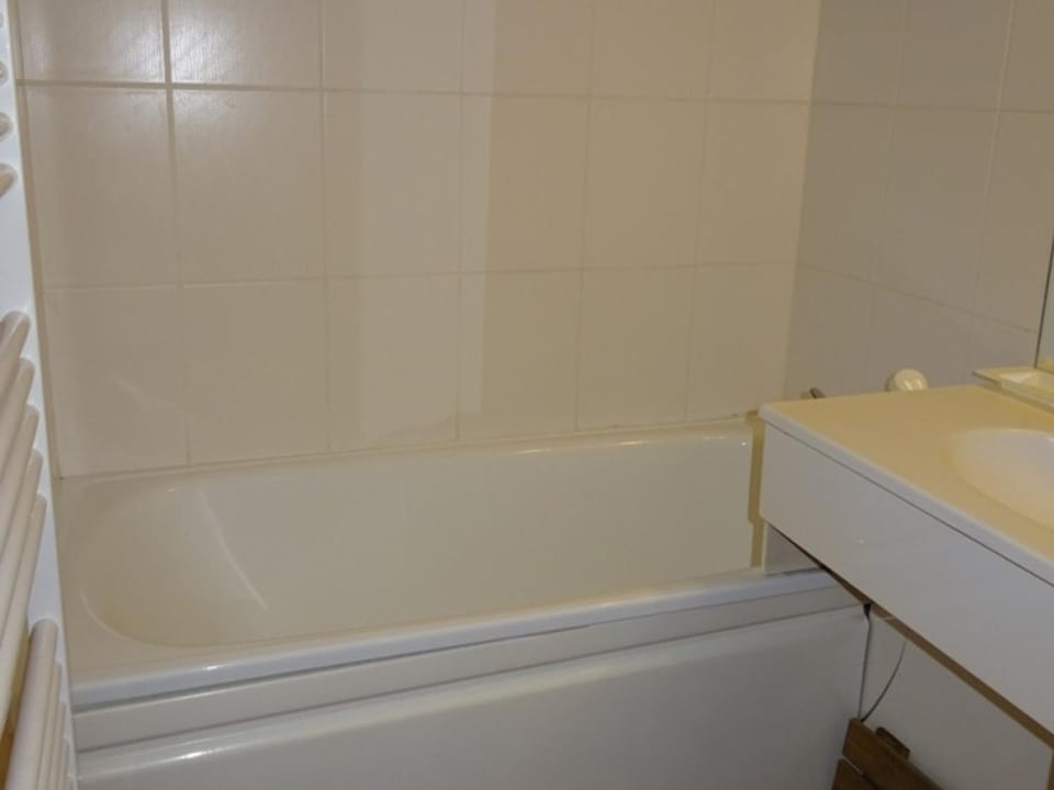 Studio cabine lumineux aux Gets, 4 pers, proche piste et commerces, parking privé - FR-1-802-58 Cabin in Les Gets