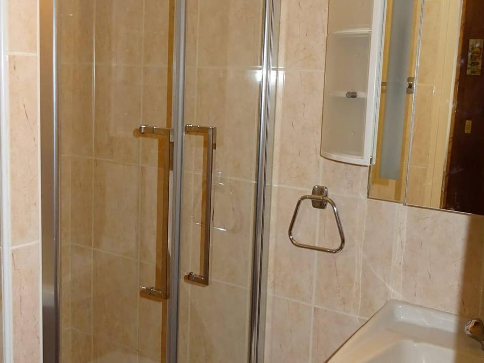 Appartement confortable pour 5 pers - Sud, balcon, garage - 300m commerces/pistes, Les Gets - FR-1-802-67 Apartment in Les Gets