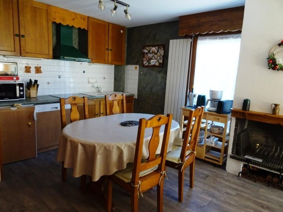 Appartement 2P 4 Pers, Terrasse Sud, Proche Commerces et Télécabines, Parking à 50m - Les Gets - FR-1-802-68 Cabin in Les Gets