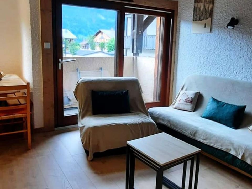 Duplex 40m² Les Gets - 6 pers - Pistes Turche 30m - Garage - Navettes gratuites - FR-1-802-82 Apartment in Les Gets
