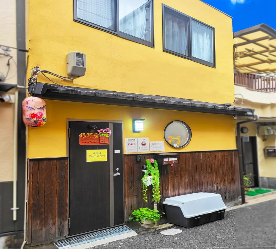 Property building, Day