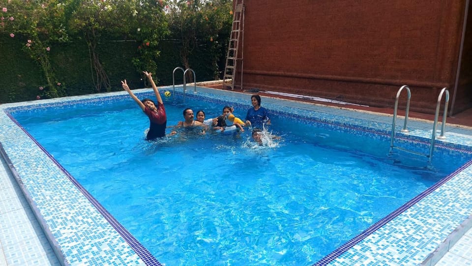 People, Pool view, Swimming pool