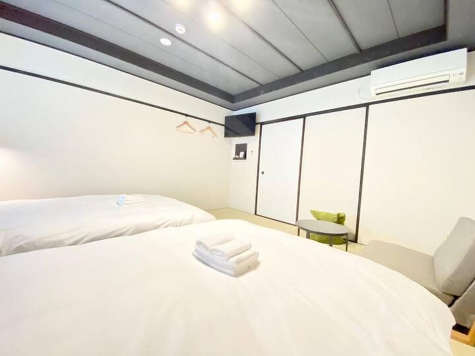 Healing Kuromon 102 癒し黒門本館 102 Apartment in Osaka