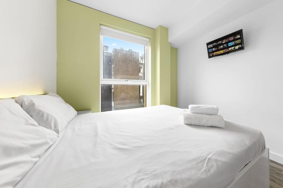 Amazing studio close to Westfield Apartment in City of Westminster