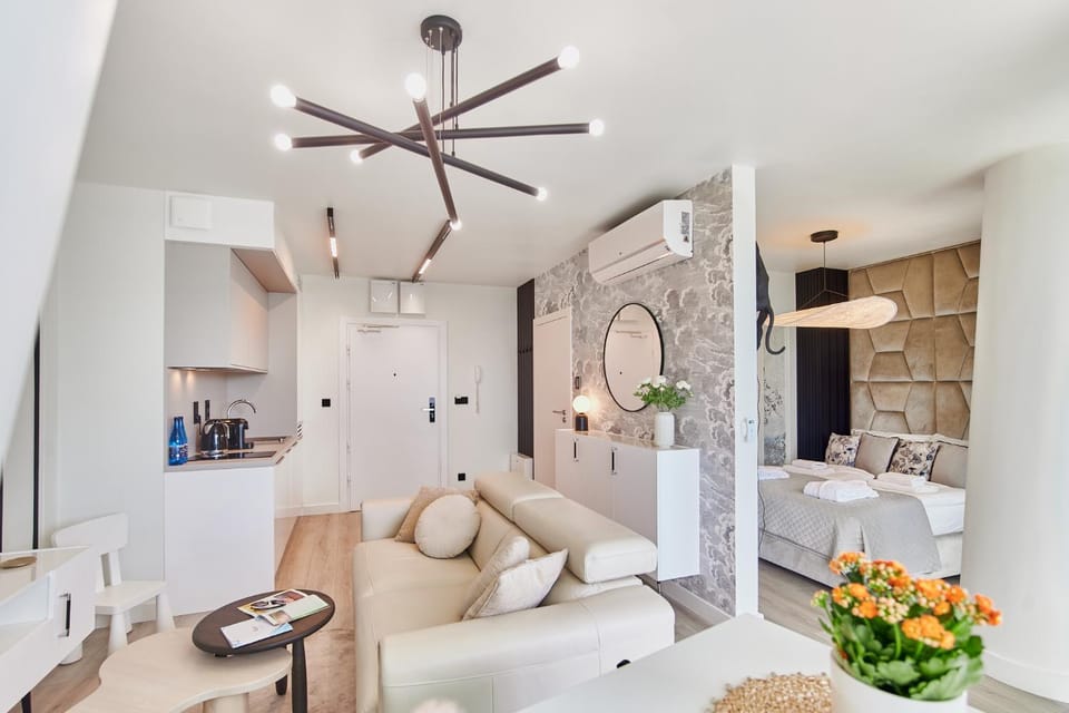 Kitchen or kitchenette, Living room, Seating area