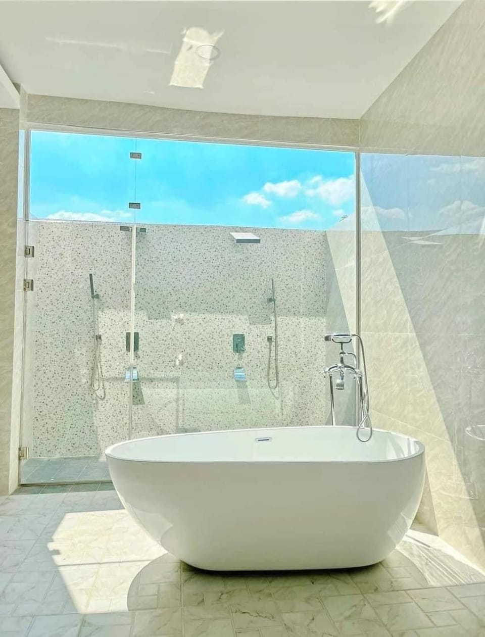 Bathroom, Bath