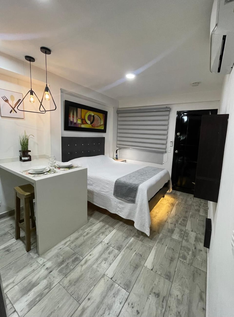 Cozy & Stylish Private Studio 201 Apartment in Cali