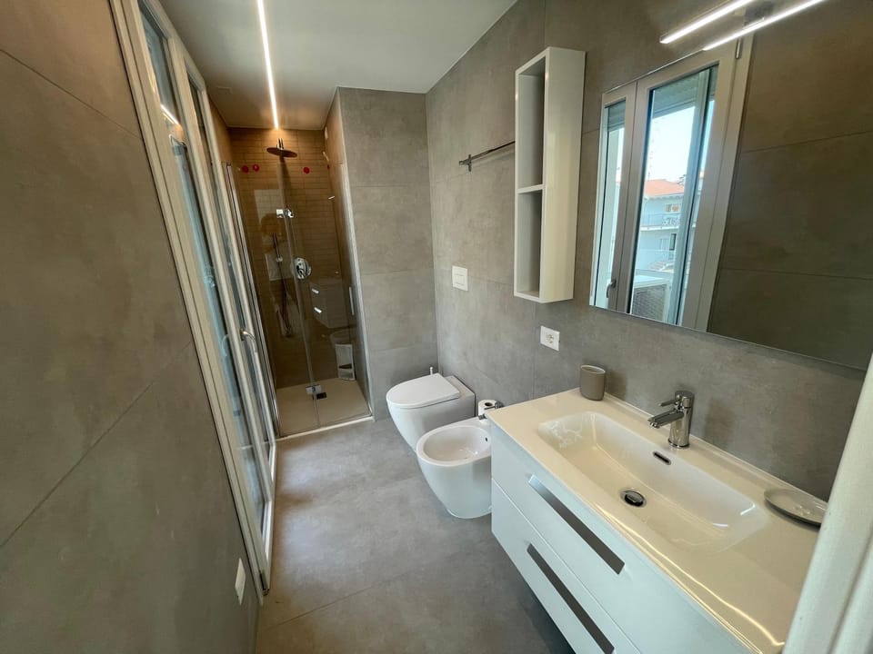 Shower, Toilet, Bathroom, bidet
