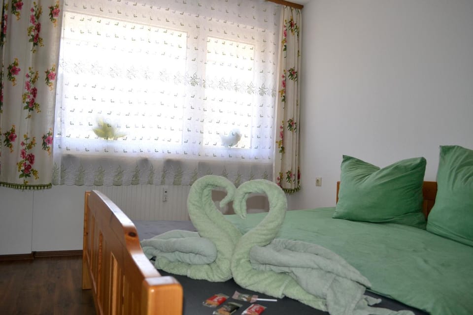 Ferienwohnung Seeblick mit Balkon - Mein Schwarzwaldhäusle Apartment in Baden-Württemberg