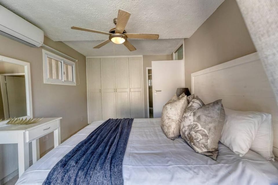Luxury ground floor beach unit Apartment in Dolphin Coast
