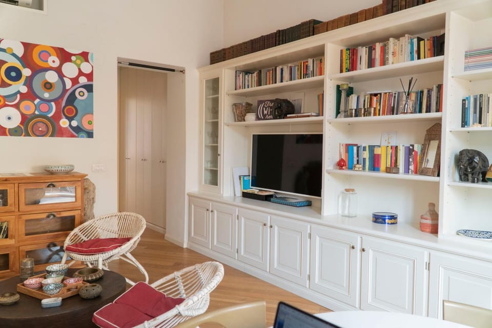Library, TV and multimedia, Living room, Seating area