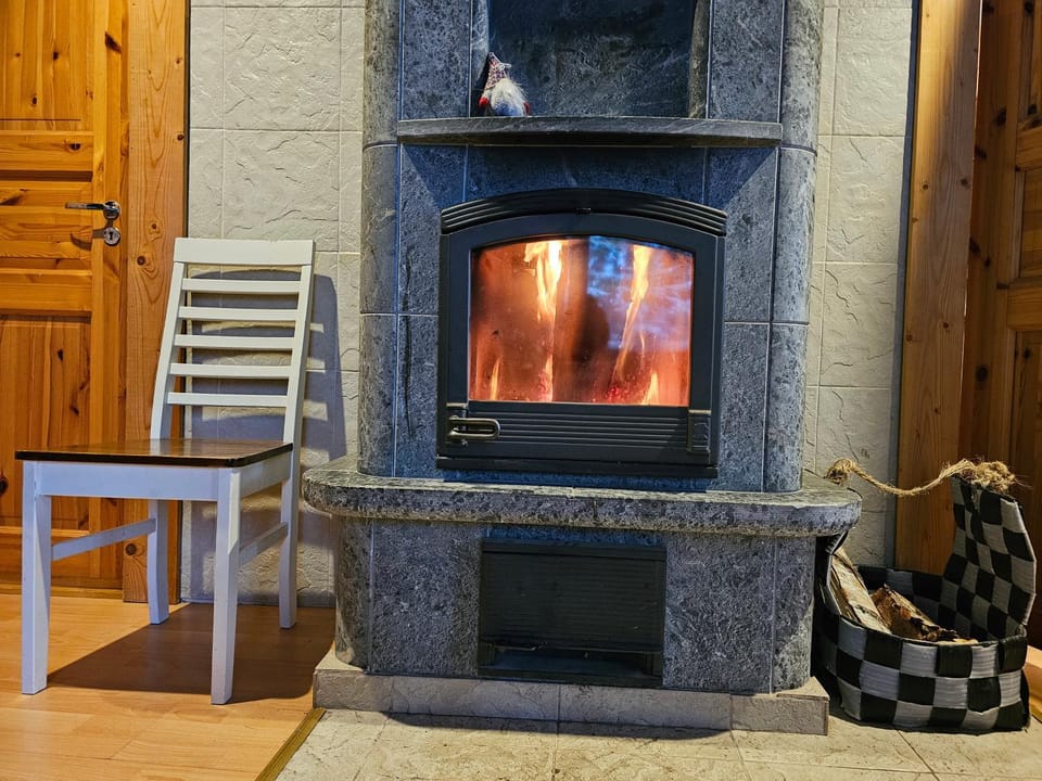 Living room, fireplace