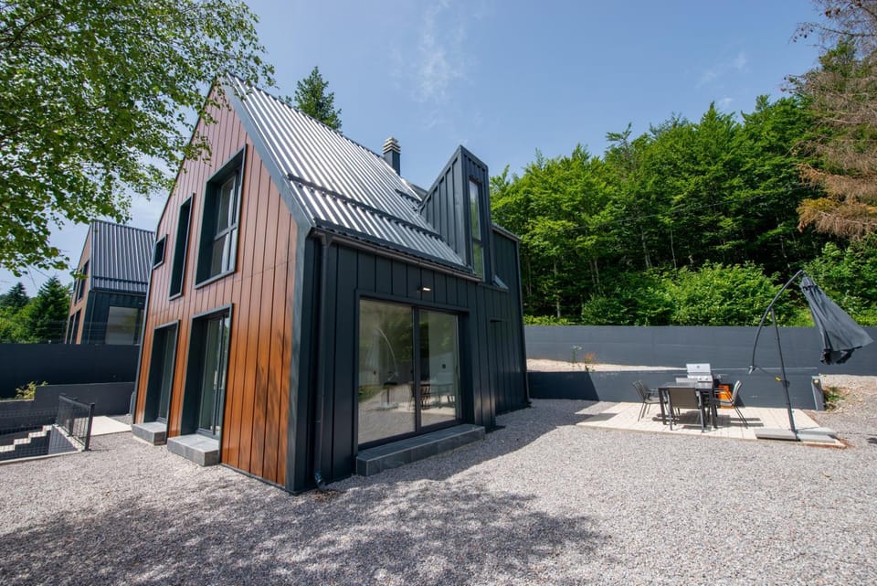 Property building, Day, BBQ facilities