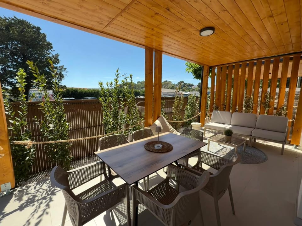 Balcony/Terrace, Seating area