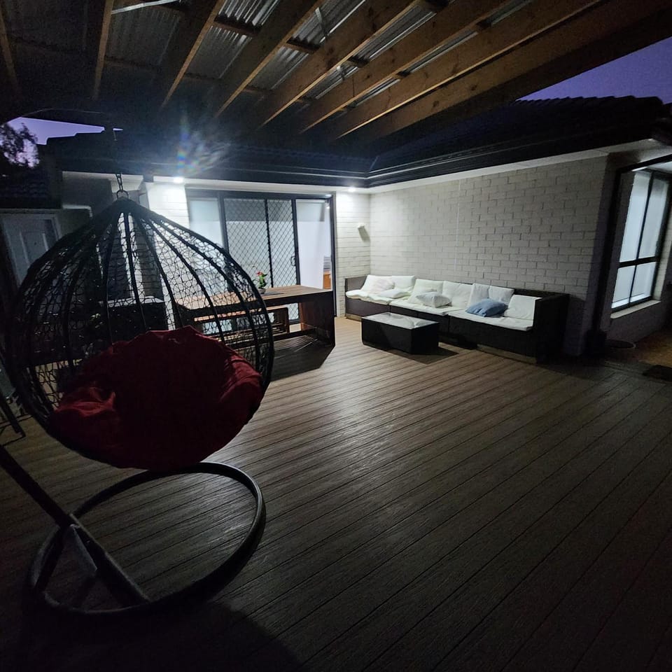 Patio, Night, BBQ facilities, Balcony/Terrace, Seating area
