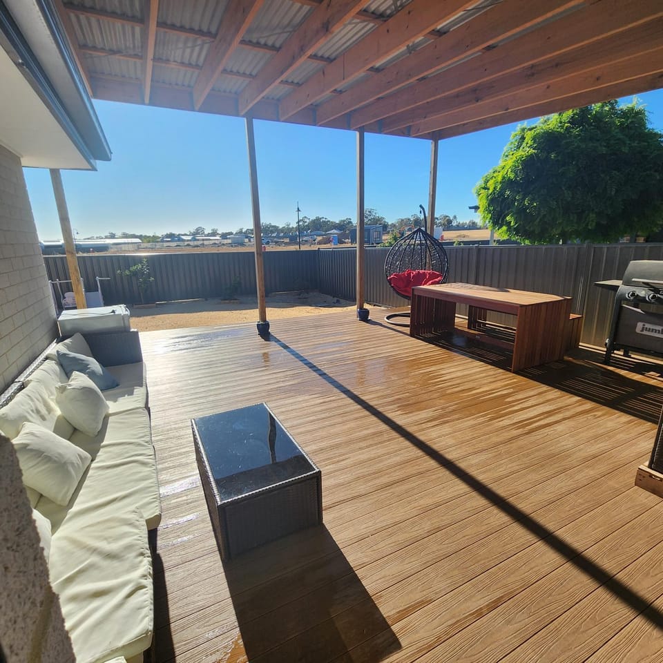 Patio, BBQ facilities, View (from property/room), Balcony/Terrace, Seating area, Sunrise, fireplace