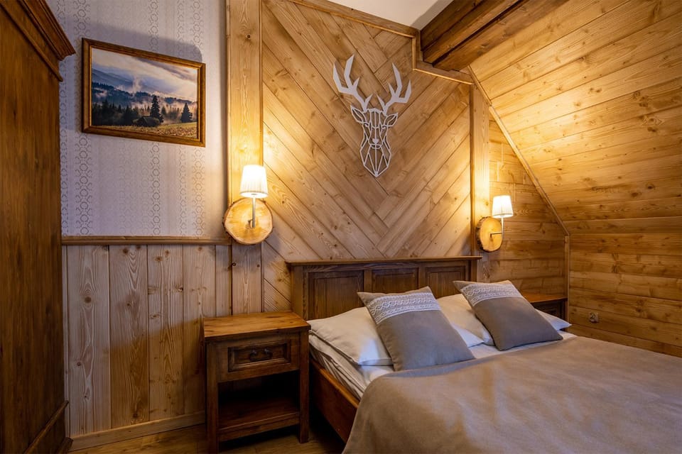 Bed, Photo of the whole room, Decorative detail