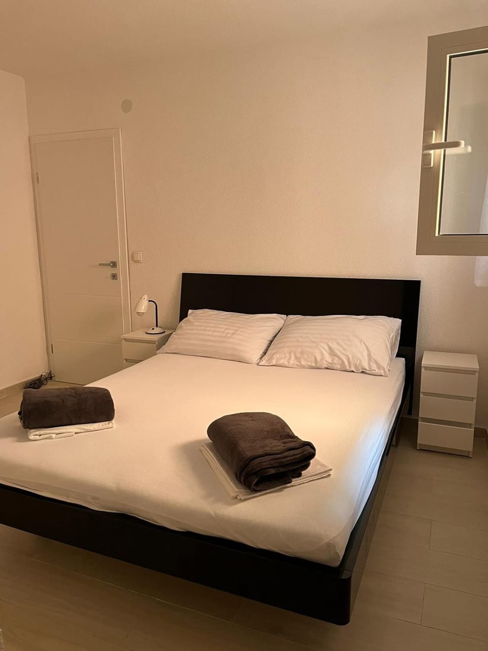 Bed, Photo of the whole room, Bedroom, towels, wardrobe