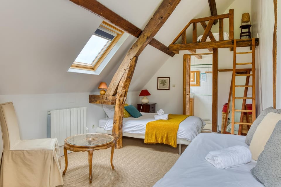 Bed, Photo of the whole room, Bedroom, children, Family, wedding